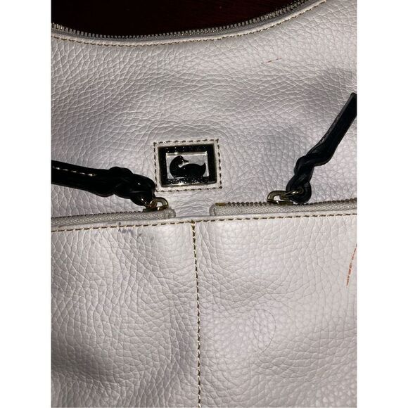 NWOT Dooney and bourke pebble leather dillen pocket sac bag with dust bag - Picture 4 of 13